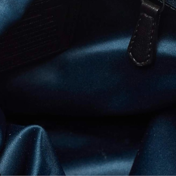 Coach Madison Chenille Ocelot Tote bag.
Black Leopard Print - Picture 4 of 12